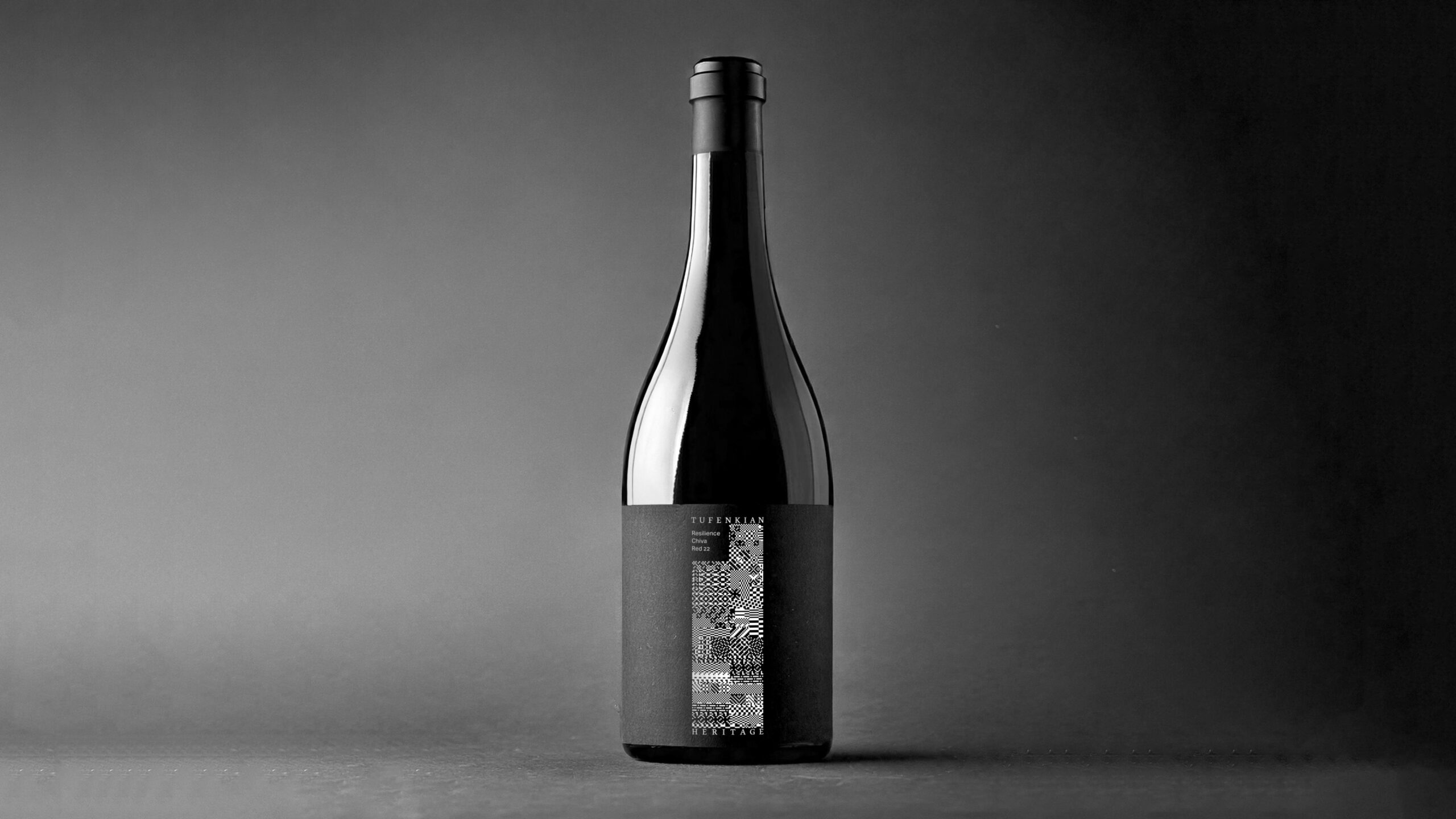 Tufenkian — bouteille du vin Resilience Chiva Red