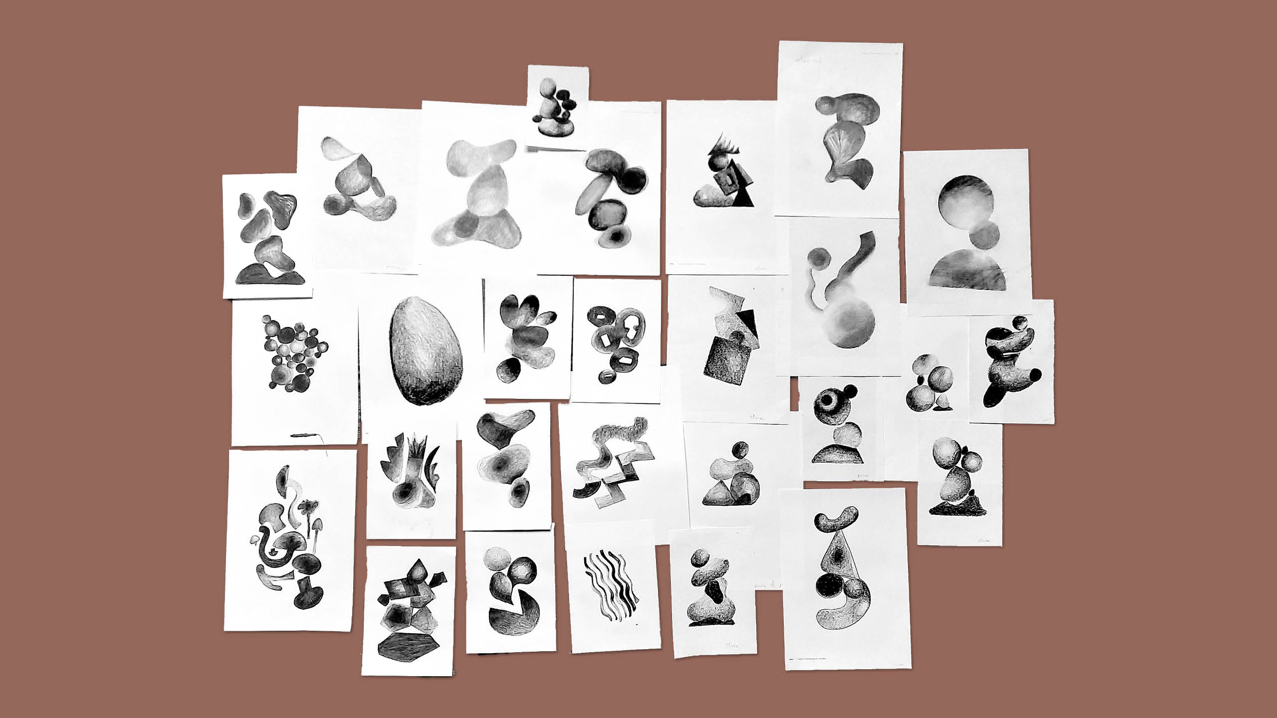 Photographie des dessins originaux conçus pour la nouvelle direction artistique de Pion